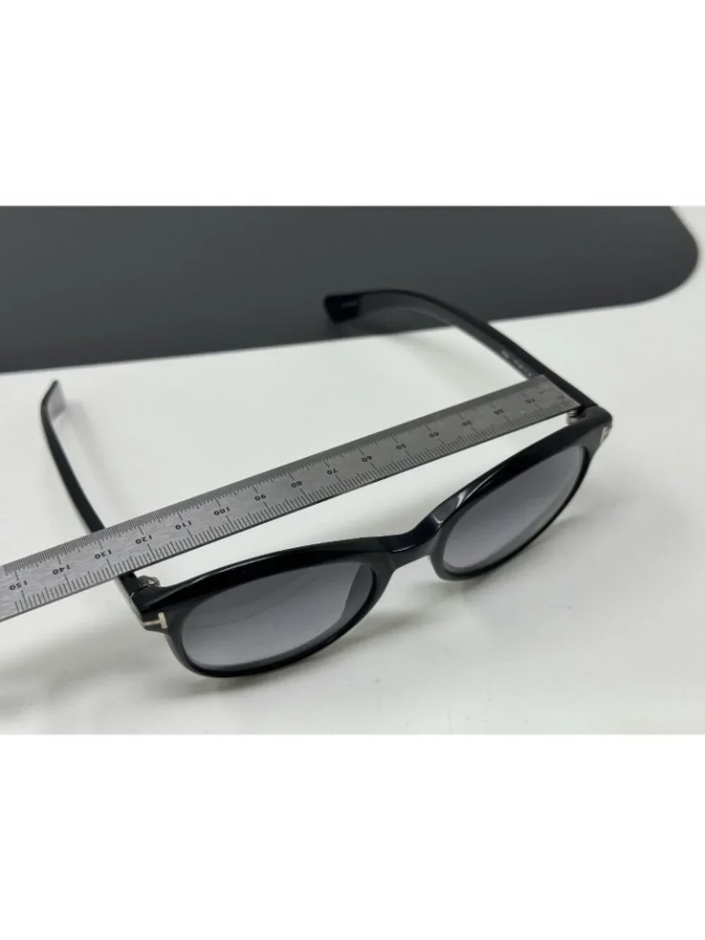 Tom Ford Riley TF 298 / FT0298 51mm Black Sunglasses Scratches On Lenses